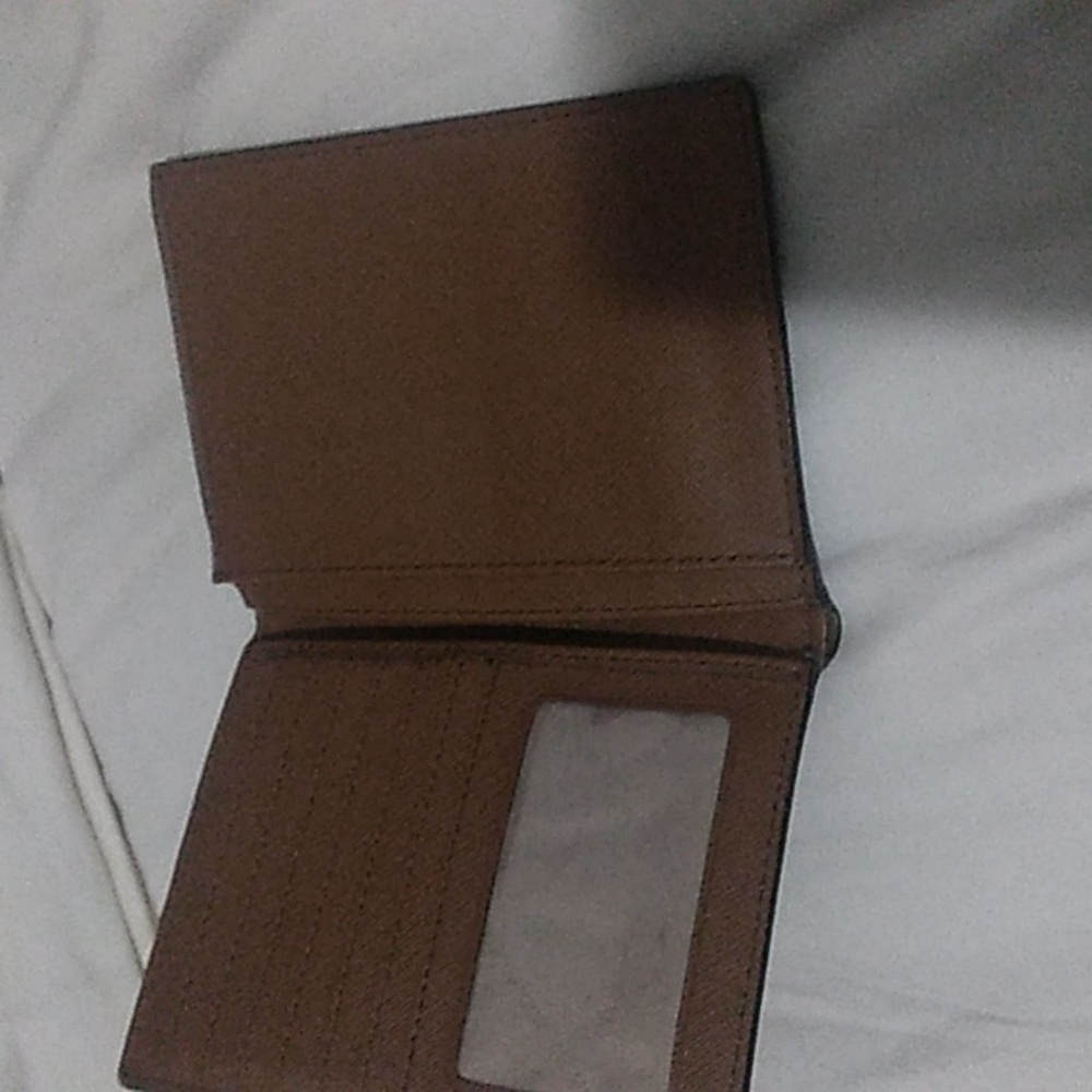 Wallet - Picture 2 of 5